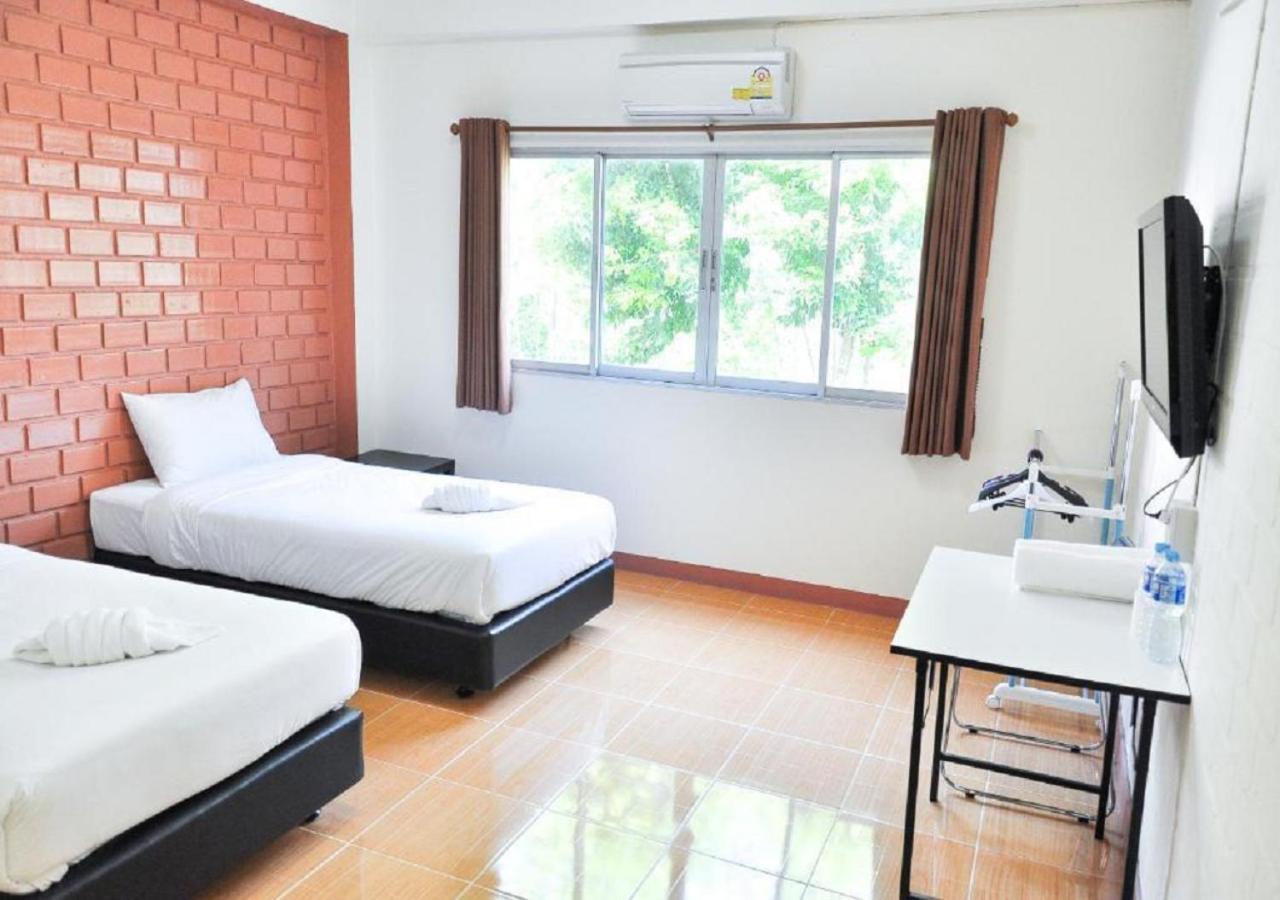 Bussarakam Place Hotel Chanthaburi Εξωτερικό φωτογραφία