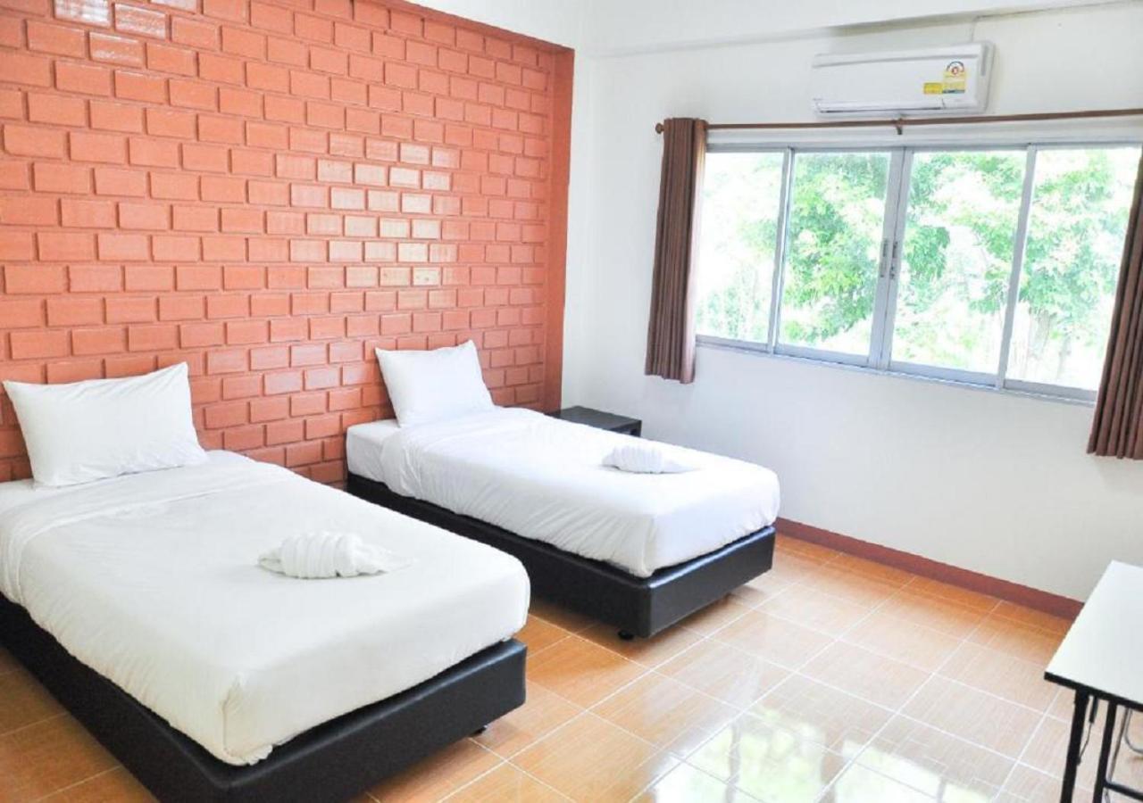Bussarakam Place Hotel Chanthaburi Εξωτερικό φωτογραφία