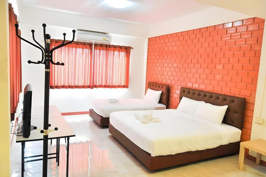 Bussarakam Place Hotel Chanthaburi Εξωτερικό φωτογραφία