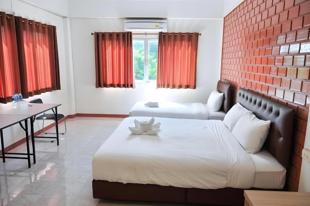 Bussarakam Place Hotel Chanthaburi Εξωτερικό φωτογραφία