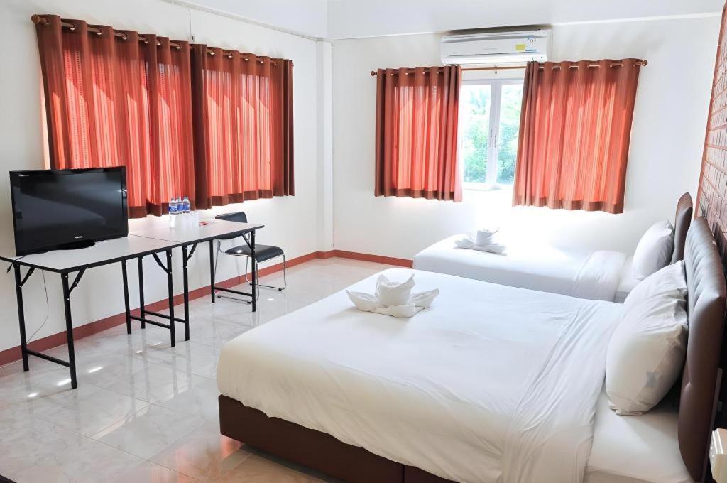 Bussarakam Place Hotel Chanthaburi Εξωτερικό φωτογραφία