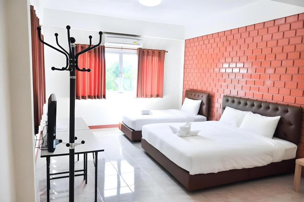 Bussarakam Place Hotel Chanthaburi Εξωτερικό φωτογραφία