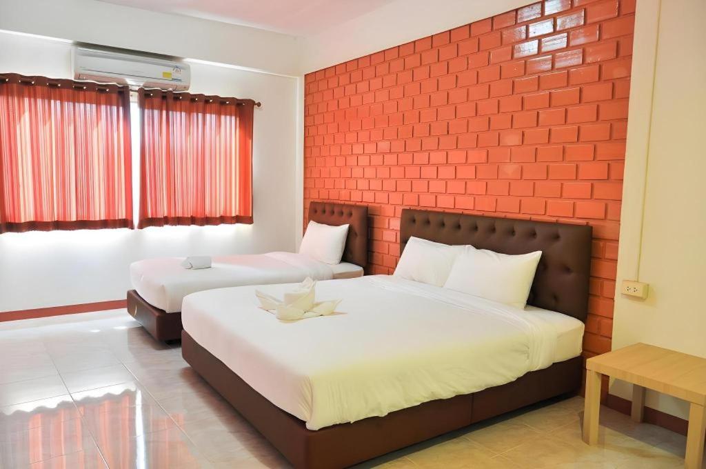 Bussarakam Place Hotel Chanthaburi Εξωτερικό φωτογραφία