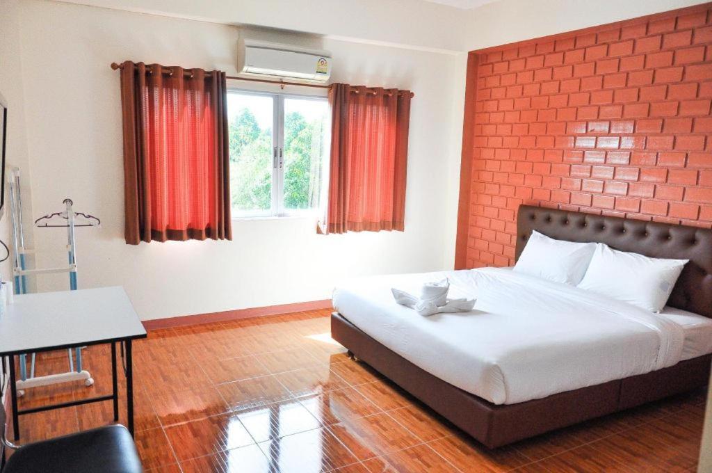 Bussarakam Place Hotel Chanthaburi Εξωτερικό φωτογραφία