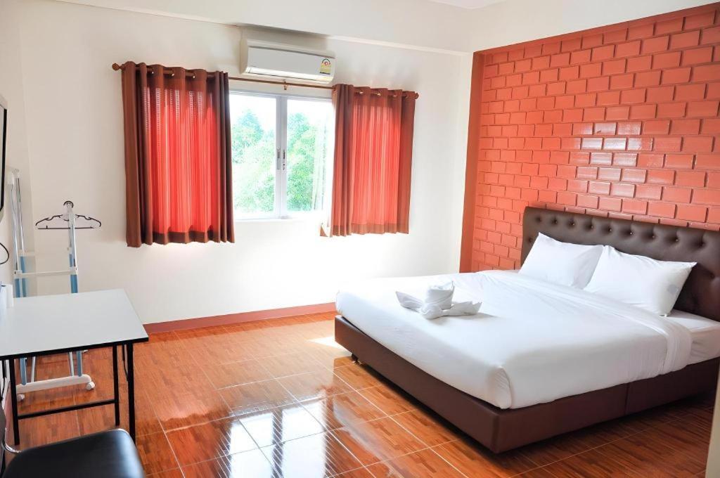 Bussarakam Place Hotel Chanthaburi Εξωτερικό φωτογραφία